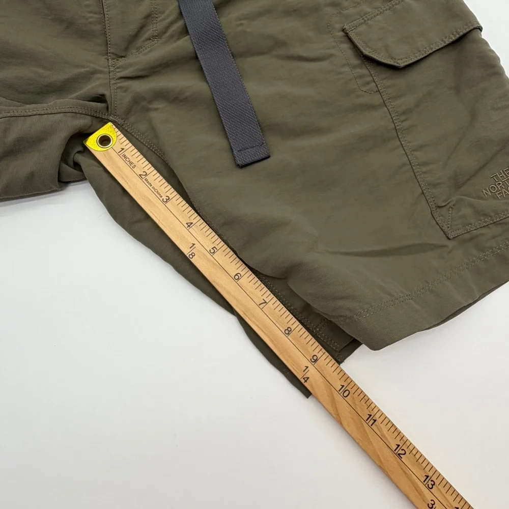 The North Face Mens Olive Green Nylon Cargo Hiking Shorts Size 34 Belted T338